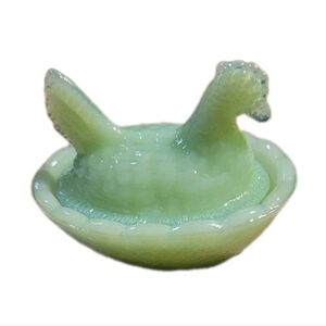 Mini Jadeite Green GLASS Depression Style Hen on Nest Chicken Salt Cellar 2.5in